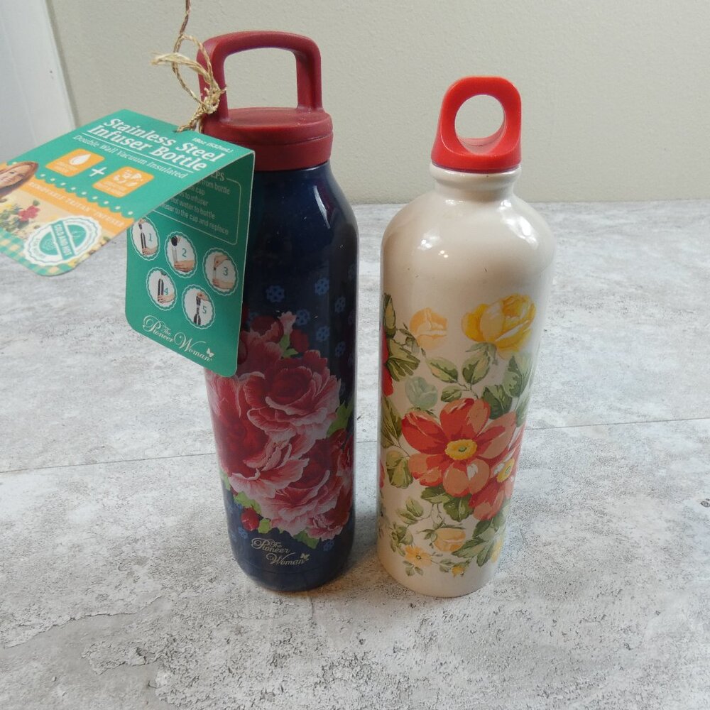 The Pioneer Women Floral Water Stainless Steel Bottle Infusion Cottage Core